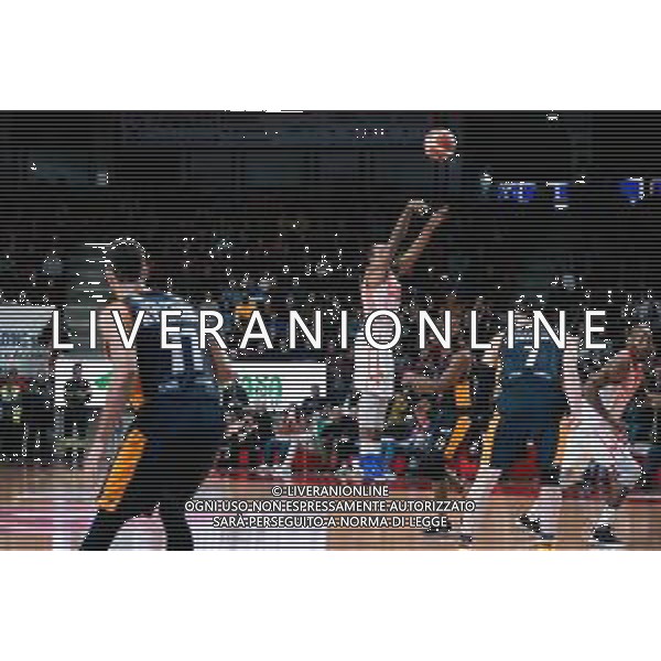Campionato di Basket Serie A 2019/2020 Varese, Italia 01/12/2019 Openjobmetis Varese vs Virtus Roma Nella foto: tiro di moyo FOTO ALESSANDRO NEGRINI-AG ALDO LIVERANI SAS