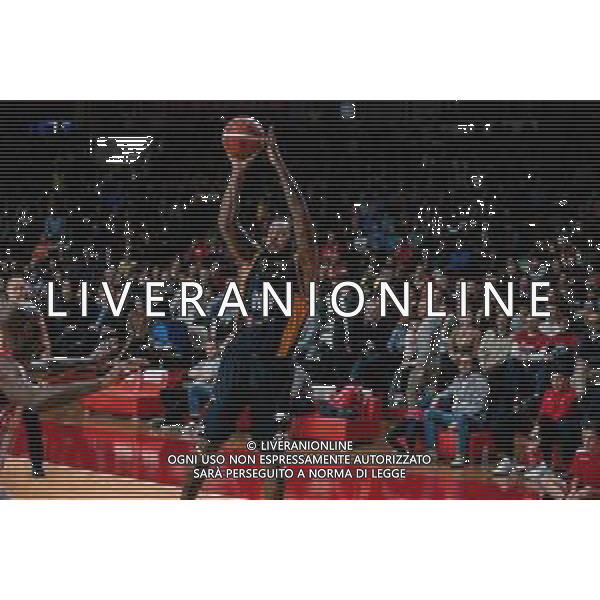 Campionato di Basket Serie A 2019/2020 Varese, Italia 01/12/2019 Openjobmetis Varese vs Virtus Roma Nella foto: tiro di simmons FOTO ALESSANDRO NEGRINI-AG ALDO LIVERANI SAS
