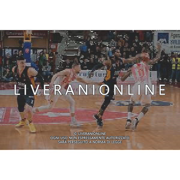 Campionato di Basket Serie A 2019/2020 Varese, Italia 01/12/2019 Openjobmetis Varese vs Virtus Roma Nella foto: passaggio di dyson FOTO ALESSANDRO NEGRINI-AG ALDO LIVERANI SAS