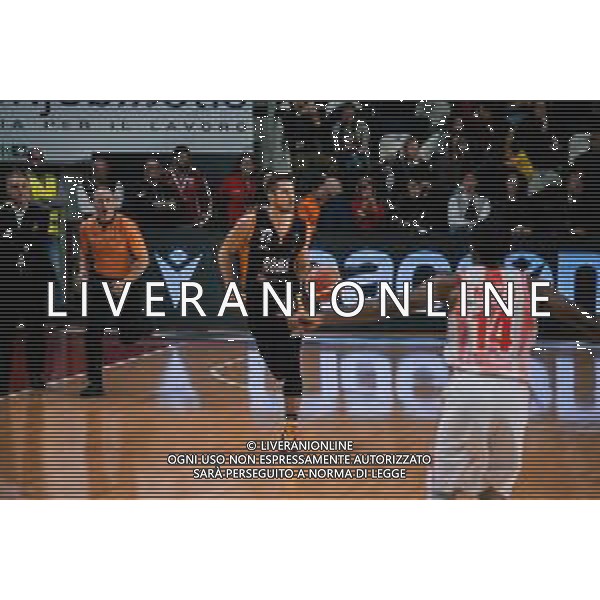 Campionato di Basket Serie A 2019/2020 Varese, Italia 01/12/2019 Openjobmetis Varese vs Virtus Roma Nella foto: palleggio di kyzlink FOTO ALESSANDRO NEGRINI-AG ALDO LIVERANI SAS