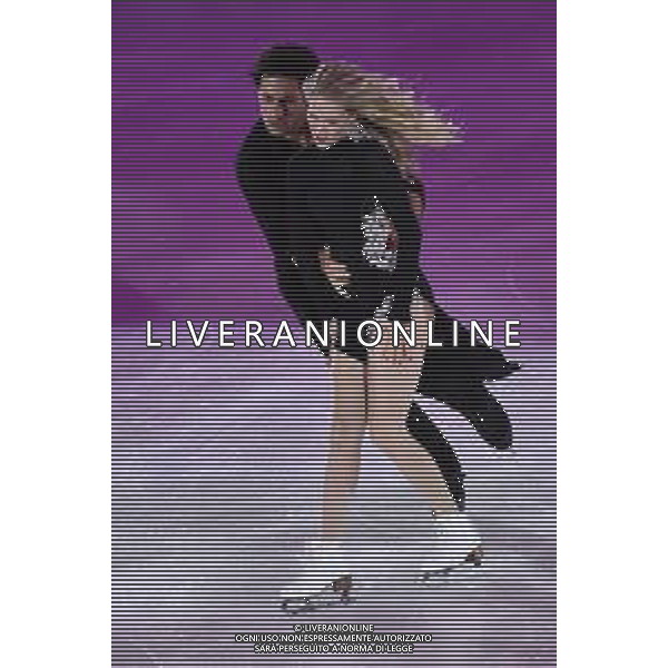 Kaitlyn Weaver (CAN) in coppia con Andrew Poje (CAN) Golden Skate Awards 2019 Milano 30-11-2019 Allianz Cluod PalaLido foto Roberto Garavaglia - ag. Aldo Liverani sas