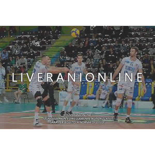 Campionato Italiano di Volley Superlega Serie A 2019/2020 Verona, Italia 01/12/2019 Calzedonia Verona vs Top Volley Latina Nella foto: Ricezione di Moritz Karlitzek (10) Top Volley Latina foto roberto tommasini-alessio marini-ag aldo liverani sas