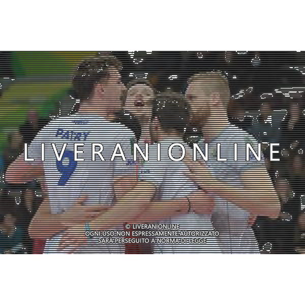 Campionato Italiano di Volley Superlega Serie A 2019/2020 Verona, Italia 01/12/2019 Calzedonia Verona vs Top Volley Latina Nella foto: Esultanza Top Volley Latina. foto roberto tommasini-alessio marini-ag aldo liverani sas