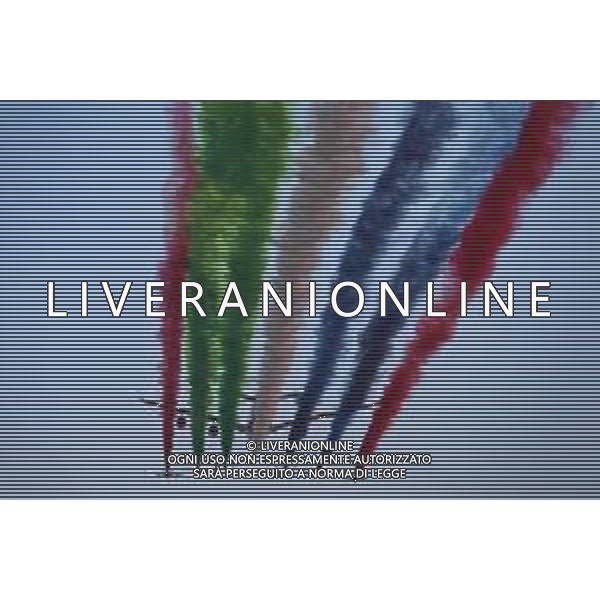 Grid atmosphere - Air display. 01.12.2019. Formula 1 World Championship, Rd 21, Abu Dhabi Grand Prix, Yas Marina Circuit, Abu Dhabi, Race Day. AG ALDO LIVERANI SAS-ONLY ITALY