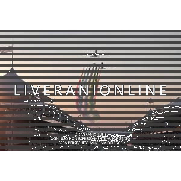 Grid atmosphere - air display. 01.12.2019. Formula 1 World Championship, Rd 21, Abu Dhabi Grand Prix, Yas Marina Circuit, Abu Dhabi, Race Day. AG ALDO LIVERANI SAS-ONLY ITALY