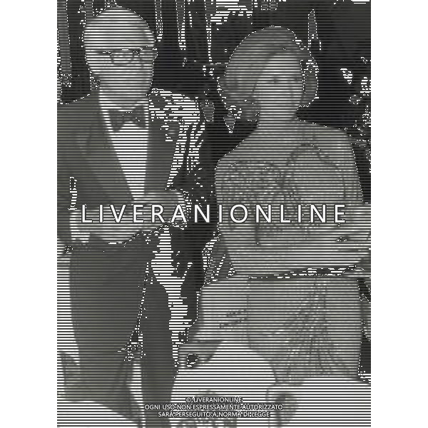 RETROSPETTIVA CARY GRANT ATTORE NELLA FOTO CARY GRANT NELL\'ANNO 1976 AG ALDO LIVERANI SAS