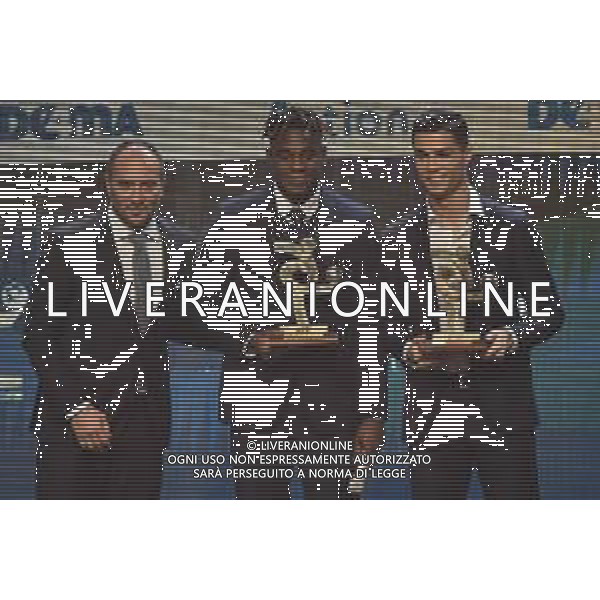Duvan Zapata e Cristiano Ronaldo premiati da Pierluigi Casiraghi per l’attacco Gran Gala’ del Calcio Milano 2-12-2019 Megawatt Court foto Roberto Garavaglia - ag. Aldo Liverani sas