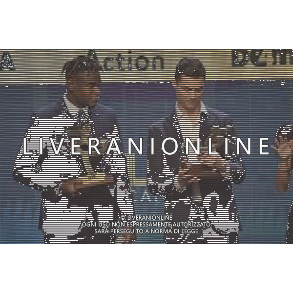 i migliori attaccanti della passata stagione Duvan Zapata (Atalanta) SX e Cristiano Ronaldo (Juventus) DX Gran Gala’ del Calcio Milano 2-12-2019 Megawatt Court foto Roberto Garavaglia - ag. Aldo Liverani sas
