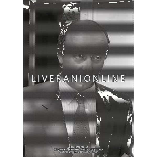 RETROSPETTIVA LUCIANO MOGGI DIRIGENTE SPORTIVO NELLA FOTO LUCIANO MOGGI NELL\'ANNO 1988-1989 DIRIGENTE AL NAPOLI CALCIO AG ALDO LIVERANI SAS