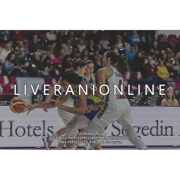 Basket Euroleague Women 2019/2020 Venezia, Italia 04/12/2019 Reyer Venezia vs ZVVZ USK Praha Nella foto: Alyssa Thomas del ZVVZ USK Praha in azione con Martina Bestagno dell’Umana Reyer Venezia FOTO MATTIA RADONI-ALESSIO MARINI-AG ALDO LIVERANI SAS