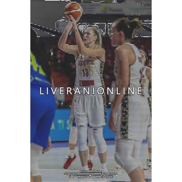Basket Euroleague Women 2019/2020 Venezia, Italia 04/12/2019 Reyer Venezia vs ZVVZ USK Praha Nella foto: Il tiro libero di Gintare Petronyte dell’Umana Reyer Venezia FOTO MATTIA RADONI-ALESSIO MARINI-AG ALDO LIVERANI SAS