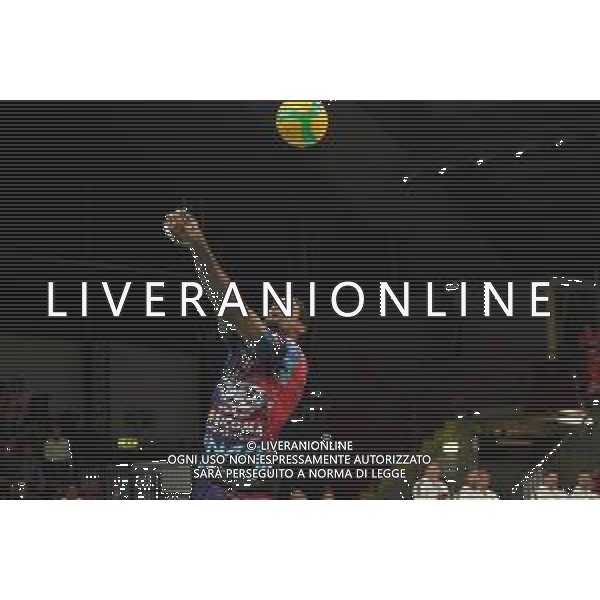 Volley Champions League Men 2019/2020 Perugia, Italia 04/12/2019 Sir Sicoma Monini Perugia vs Benfica Lisbona Nella foto: wilfredo leon venero (n.9 schiacciatore sir safety conad perugia) in ricezione FOTO LORIS CERQUIGLINI-ALESSIO MARINI-AG ALDO LIVERANI SAS