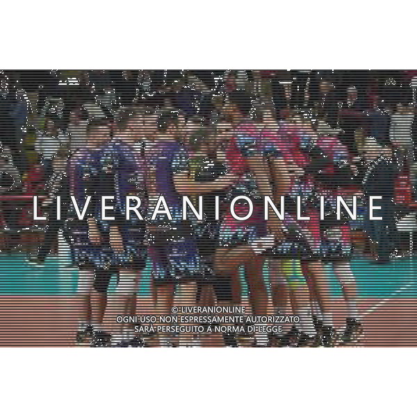 Volley Champions League Men 2019/2020 Perugia, Italia 04/12/2019 Sir Sicoma Monini Perugia vs Benfica Lisbona Nella foto: sir sicoma monini esulta esulta pwer la vittoria della partita FOTO LORIS CERQUIGLINI-ALESSIO MARINI-AG ALDO LIVERANI SAS
