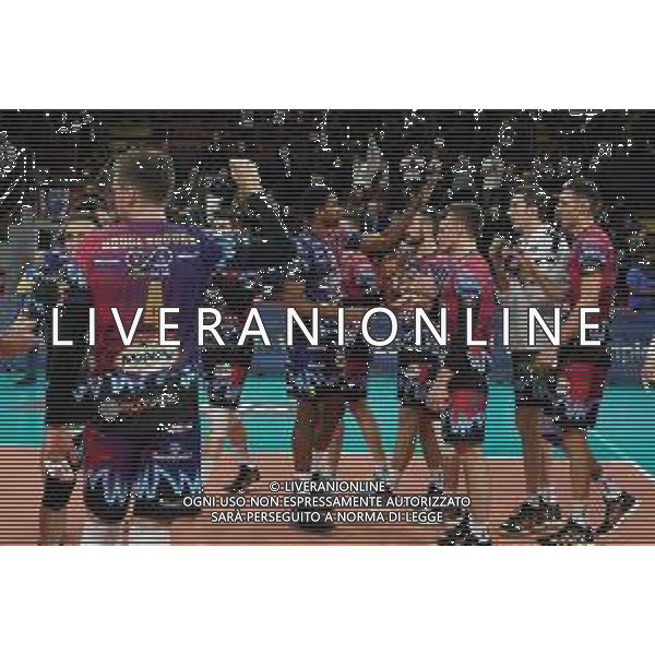 Volley Champions League Men 2019/2020 Perugia, Italia 04/12/2019 Sir Sicoma Monini Perugia vs Benfica Lisbona Nella foto: sir sicoma monini esulta esulta pwer la vittoria della partita FOTO LORIS CERQUIGLINI-ALESSIO MARINI-AG ALDO LIVERANI SAS