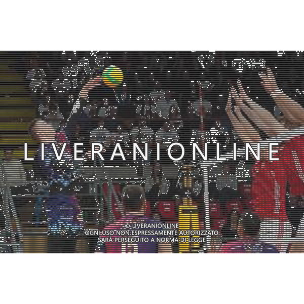 Volley Champions League Men 2019/2020 Perugia, Italia 04/12/2019 Sir Sicoma Monini Perugia vs Benfica Lisbona Nella foto: szimafei zhukouski (n.11 palleggiatore sir safety conad perugia) schiaccia FOTO LORIS CERQUIGLINI-ALESSIO MARINI-AG ALDO LIVERANI SAS