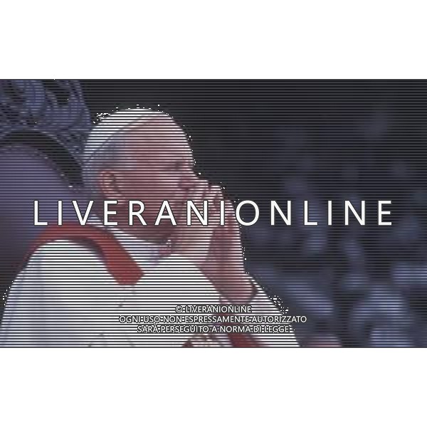12-06 1984 SVIZZERA VISITA PASTORALE DEL PAPA GIOVANNI PAOLO II Karol Józef Wojtyła NELLA FOTO GIOVANNI PAOLO II Karol Józef Wojtyła IN SVIZZERA AG ALDO LIVERANI SAS 