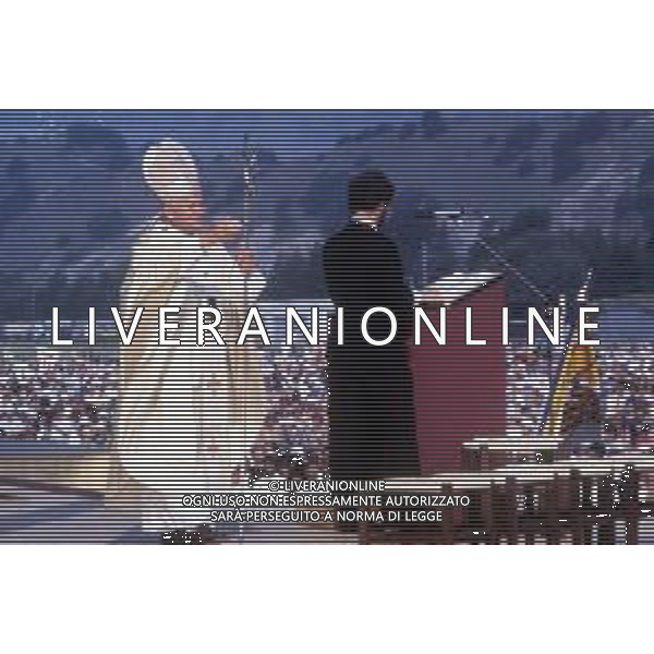 12-06 1984 SVIZZERA VISITA PASTORALE DEL PAPA GIOVANNI PAOLO II Karol Józef Wojtyła NELLA FOTO GIOVANNI PAOLO II Karol Józef Wojtyła IN SVIZZERA AG ALDO LIVERANI SAS 