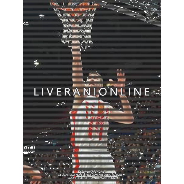 Basket EuroLeague 2019/2020 Milano, Italia 05/12/2019 AX Armani Exchange Milano-Crvena Zvezda Mts Belgrado Nella foto: Kuzmic della Crvena Zvezda Mts Stella Rossa Belgrado a canestro contro l\'Armani AX FOTO SAVINO PAOLELLA-ALESSIO MARINI-AG ALDO LIVERANI SAS
