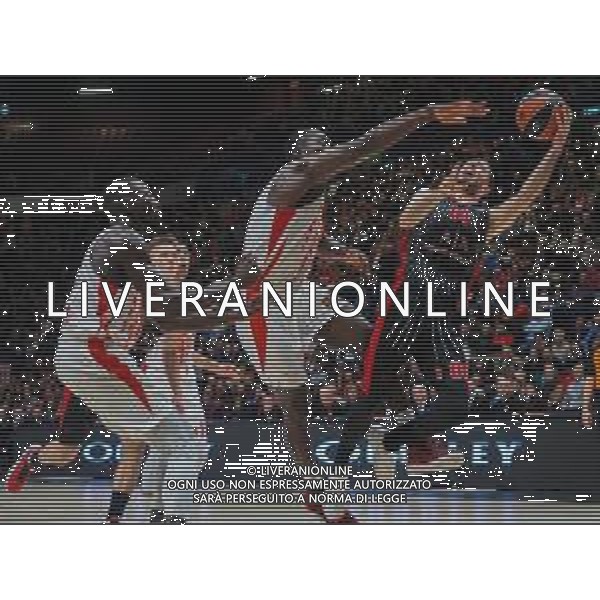 Basket EuroLeague 2019/2020 Milano, Italia 05/12/2019 AX Armani Exchange Milano-Crvena Zvezda Mts Belgrado Nella foto: Amedeo Della Valle della AX Armani Olimpia Milano subisce fallo da Michael Ojo della Crvena Zvezda Mts Stella Rossa Belgrado FOTO SAVINO PAOLELLA-ALESSIO MARINI-AG ALDO LIVERANI SAS
