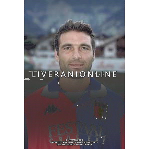 PRIMI PIANI ROSA GENOA CALCIO 1999-2000 NELLA FOTO COSIMO FRANCIOSO AG ALDO LIVERANI SAS