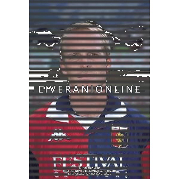 PRIMI PIANI ROSA GENOA CALCIO 1999-2000 NELLA FOTO MUNCH MARKUS AG ALDO LIVERANI SAS 