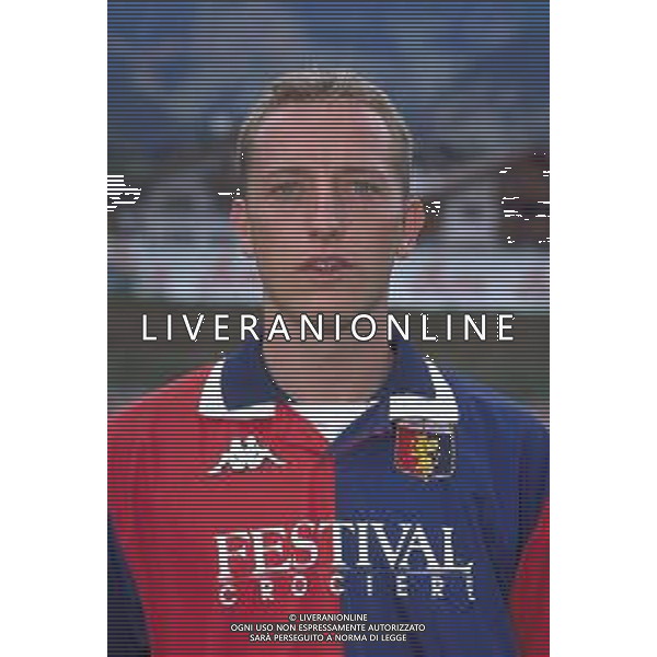 PRIMI PIANI ROSA GENOA CALCIO 1999-2000 NELLA FOTO MASSIMO MUTARELLI AG ALDO LIVERANI SAS 