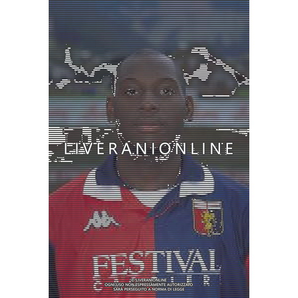 PRIMI PIANI ROSA GENOA CALCIO 1999-2000 NELLA FOTO Rodrigue Boisfer AG ALDO LIVERANI SAS 