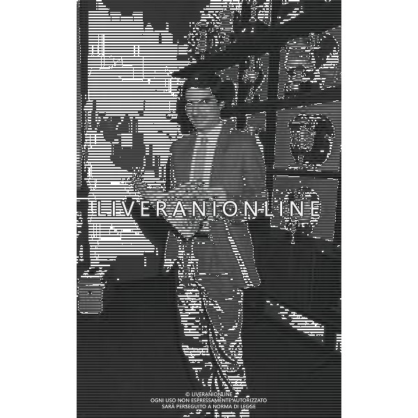 RETROSPETTIVA AGOSTINO DI BARTOLOMEI CALCIATORE NELLA FOTO AGOSTINO DI BARTOLOMEI NELL\'ANNO 1984-1985 nella sede del milan in via turati a milano AG ALDO LIVERANI SAS