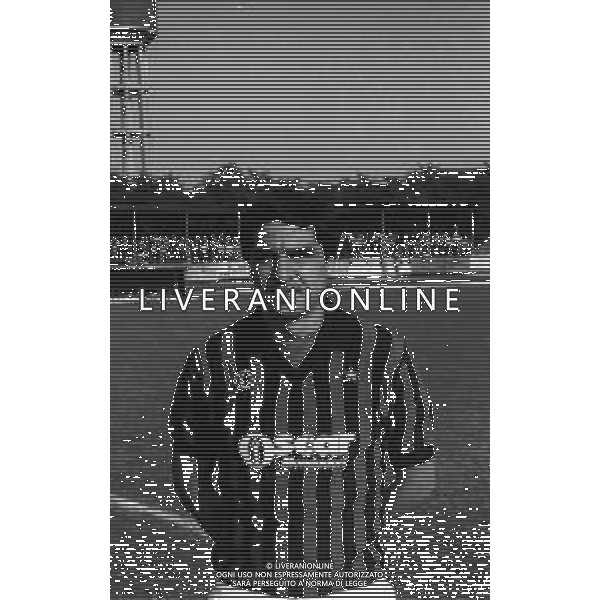 RETROSPETTIVA AGOSTINO DI BARTOLOMEI CALCIATORE NELLA FOTO AGOSTINO DI BARTOLOMEI NELL\'ANNO 1984-1985 CON LA MAGLIA DEL MILAN AG ALDO LIVERANI SAS