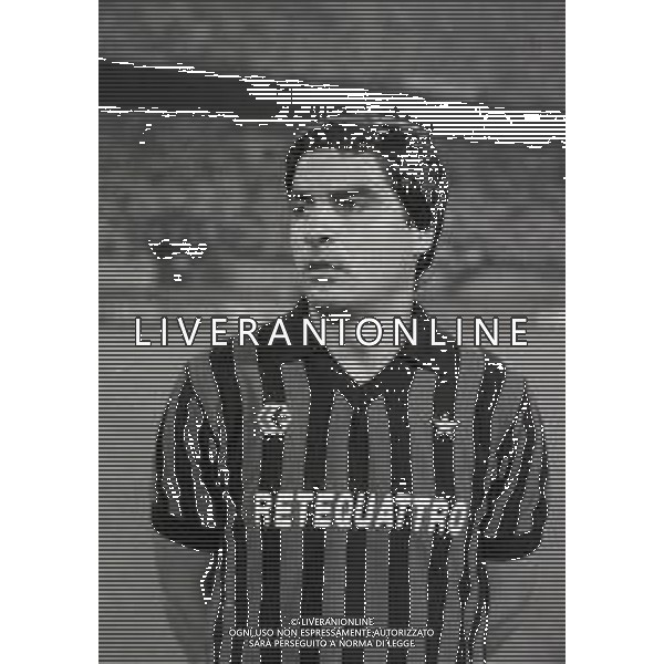 RETROSPETTIVA AGOSTINO DI BARTOLOMEI CALCIATORE NELLA FOTO AGOSTINO DI BARTOLOMEI NELL\'ANNO 1984-1985 CON LA MAGLIA DEL MILAN AG ALDO LIVERANI SAS