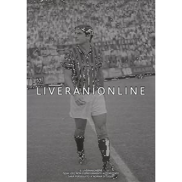 RETROSPETTIVA AGOSTINO DI BARTOLOMEI CALCIATORE NELLA FOTO AGOSTINO DI BARTOLOMEI NELL\'ANNO 1985-1986 CON LA MAGLIA DEL MILAN AG ALDO LIVERANI SAS