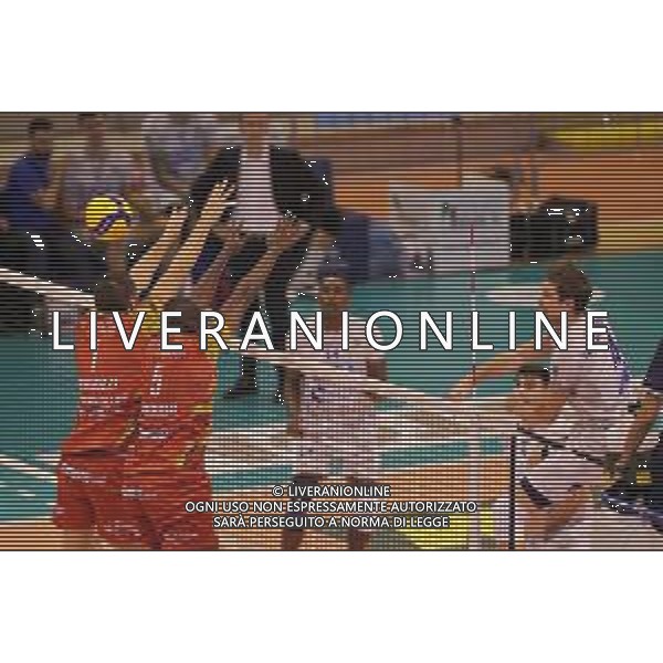Campionato Italiano di Volley Superlega Serie A 2019/2020 Latina, Italia 08/12/2019 Top Volley Cisterna vs Tonno Callipo Calabria Vibo Valentia Nella foto: muro Tonno Callippo Vibo Valentia FOTO LUIGI MARIANI-ALESSIO MARINI-AG ALDO LIVERANI SAS
