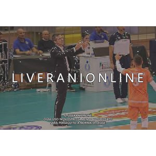 Campionato Italiano di Volley Superlega Serie A 2019/2020 Latina, Italia 08/12/2019 Top Volley Cisterna vs Tonno Callipo Calabria Vibo Valentia Nella foto: coach Lorenzo Tubertini FOTO LUIGI MARIANI-ALESSIO MARINI-AG ALDO LIVERANI SAS