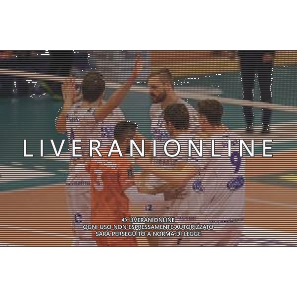 Campionato Italiano di Volley Superlega Serie A 2019/2020 Latina, Italia 08/12/2019 Top Volley Cisterna vs Tonno Callipo Calabria Vibo Valentia Nella foto: esultanza Top Volley Latina FOTO LUIGI MARIANI-ALESSIO MARINI-AG ALDO LIVERANI SAS