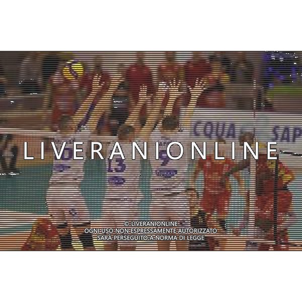 Campionato Italiano di Volley Superlega Serie A 2019/2020 Latina, Italia 08/12/2019 Top Volley Cisterna vs Tonno Callipo Calabria Vibo Valentia Nella foto: muro Top Volley Latina FOTO LUIGI MARIANI-ALESSIO MARINI-AG ALDO LIVERANI SAS