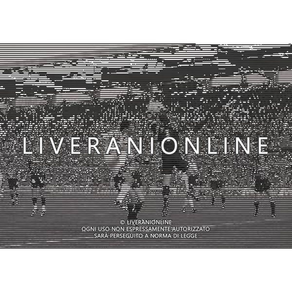 07-03-1993 BERGAMO-CAMPIONATO DI CALCIO SERIE A ATALANTA INTER 1-1 NELLA FOTO PARATA FABRIZIO FERRON AG ALDO LIVERANI SAS