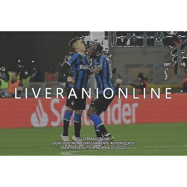 esultanza dopo il gol di romelu Lukaku del 1 a 1 Inter con Lautaro Martinez Inter vs Barcellona UEFA Champions League fase a gironi 6° giornata gruppo F Milano 10–12-2019 Stadio Giuseppe Meazza - San Siro foto Roberto Garavaglia - ag. Aldo Liverani sas
