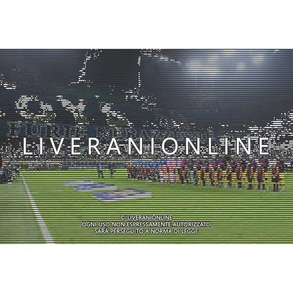 striscione dei tifosi curva nord - ingresso squadre Inter vs Barcellona UEFA Champions League fase a gironi 6° giornata gruppo F Milano 10–12-2019 Stadio Giuseppe Meazza - San Siro foto Roberto Garavaglia - ag. Aldo Liverani sas