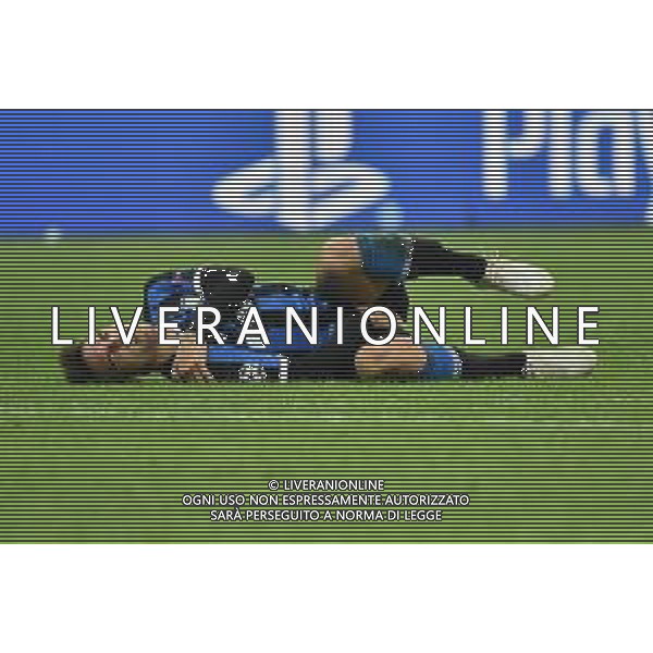 lautaro Martinez a terra Inter vs Barcellona UEFA Champions League fase a gironi 6° giornata gruppo F Milano 10–12-2019 Stadio Giuseppe Meazza - San Siro foto Roberto Garavaglia - ag. Aldo Liverani sas