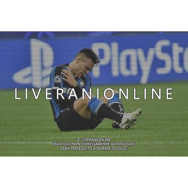 lautaro Martinez a terra dolorante Inter vs Barcellona UEFA Champions League fase a gironi 6° giornata gruppo F Milano 10–12-2019 Stadio Giuseppe Meazza - San Siro foto Roberto Garavaglia - ag. Aldo Liverani sas