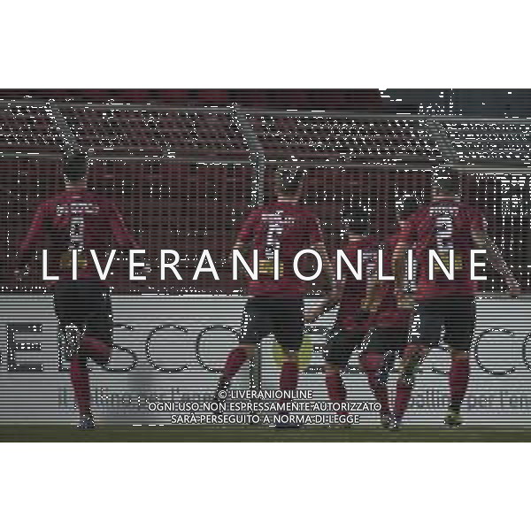 Campionato di Calcio Serie C - Lega Pro 2019/2020 Pontedera, Italia 11/12/2019 Pontedera vs Lecco Nella foto: Andrea Caponi e i compagni festeggiano il pareggio (P) FOTO FABIO FAGIOLINI-ALESSIO MARINI-AG ALDO LIVERANI SAS