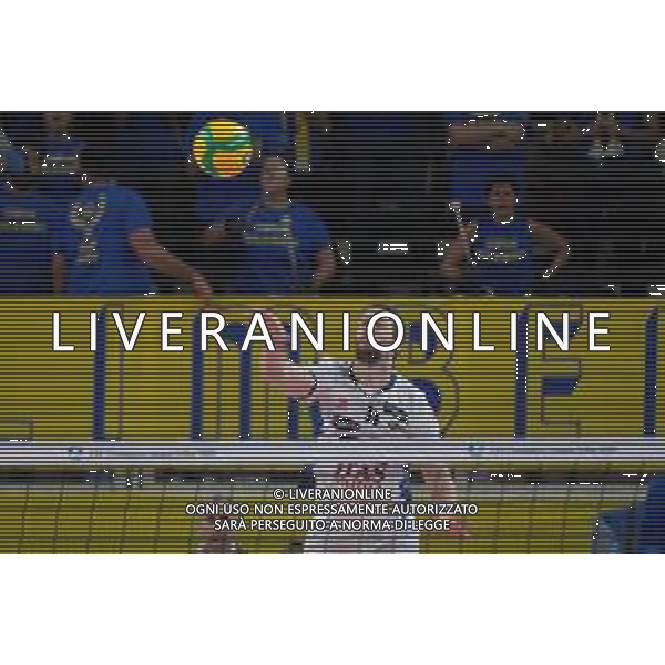 Volley Champions League Men 2019/2020 Trento, Italia 12/12/2019 Trentino Itas vs Fenerbahce HDI Sigorta Istambul Nella foto: Davide Candellaro (11) ITAS Trentino al servizio. FOTO ROBERTO TOMMASINI-ALESSIO MARINI-AG ALDO LIVERANI SAS