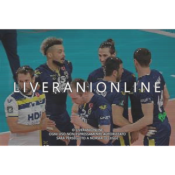 Volley Champions League Men 2019/2020 Trento, Italia 12/12/2019 Trentino Itas vs Fenerbahce HDI Sigorta Istambul Nella foto: Esultanza Fenerbahce HDI Sigorta Istambul FOTO ROBERTO TOMMASINI-ALESSIO MARINI-AG ALDO LIVERANI SAS