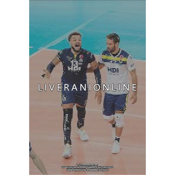 Volley Champions League Men 2019/2020 Trento, Italia 12/12/2019 Trentino Itas vs Fenerbahce HDI Sigorta Istambul Nella foto: Esultanza di Salvador Hidalgo Oliva (13) Fenerbahce HDI Sigorta Istambul con Caner Dengin (17) Fenerbahce HDI Sigorta Istambul FOTO ROBERTO TOMMASINI-ALESSIO MARINI-AG ALDO LIVERANI SAS