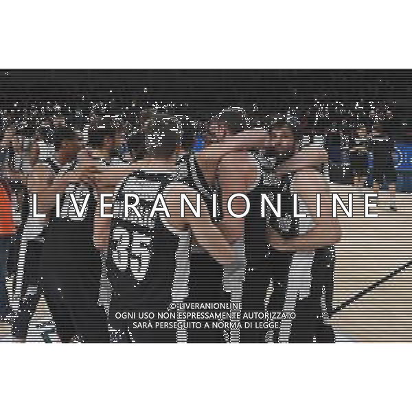 Campionato di Basket Serie A 2019/2020 Bologna, Italia 14/12/2019 Segafredo Virtus Bologna vs Happy Casa Brindisi Nella foto: l\'esultanza della Virtus per la vittoria su Brindisi FOTO MICHELE NUCCI-ALESSIO MARINI-AG ALDO LIVERANI SAS