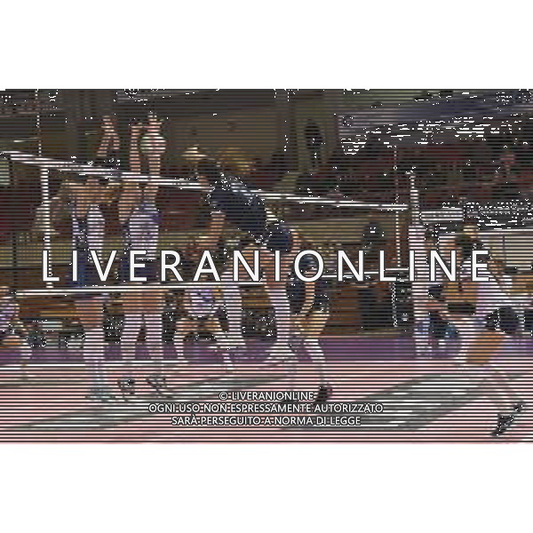 Campionato di Volley Serie A1 Femminile 2019/2020 Jesi (AN), Italia 15/12/2019 Lardini Filottrano-Il Bisonte Firenze Nella foto: Schiacciata Laura Partenio (Lardini Filottrano)muro Il Bisonte Firenze FOTO ROBERTO BARTOMEOLI-ALESSIO MARINI-AG ALDO LIVERANI SAS