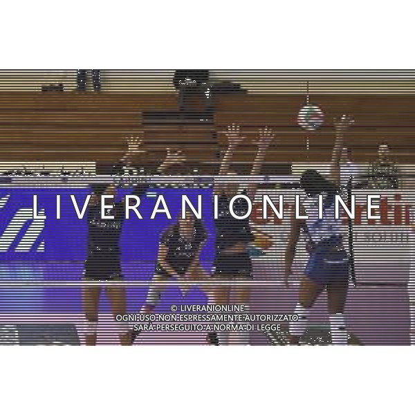 Campionato di Volley Serie A1 Femminile 2019/2020 Jesi (AN), Italia 15/12/2019 Lardini Filottrano-Il Bisonte Firenze Nella foto: SchiacciataNwakalor Sylvia (Il Bisonte Firenze) Muro Partenio Laura (Lardini Filottrano) Grant Nia (Lardini Filottrano) FOTO ROBERTO BARTOMEOLI-ALESSIO MARINI-AG ALDO LIVERANI SAS