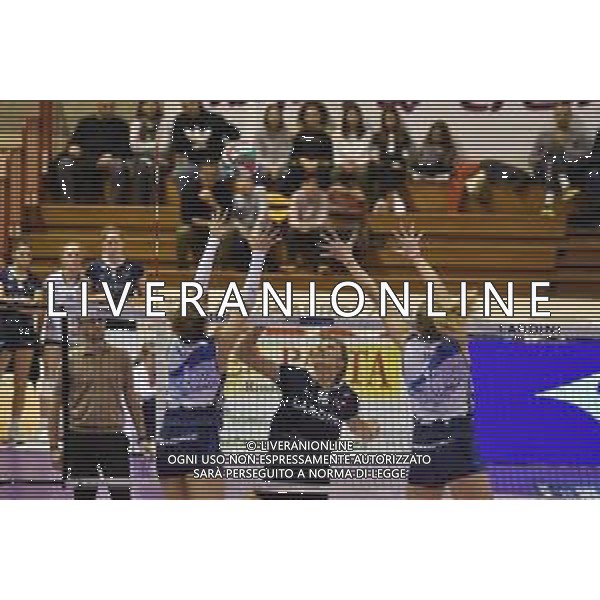 Campionato di Volley Serie A1 Femminile 2019/2020 Jesi (AN), Italia 15/12/2019 Lardini Filottrano-Il Bisonte Firenze Nella foto: Nicoletti Anna (Lardini Filottrano) Santana Daly (Il Bisonte Firenze) Fahr Sarah (Il Bisonte Firenze) FOTO ROBERTO BARTOMEOLI-ALESSIO MARINI-AG ALDO LIVERANI SAS