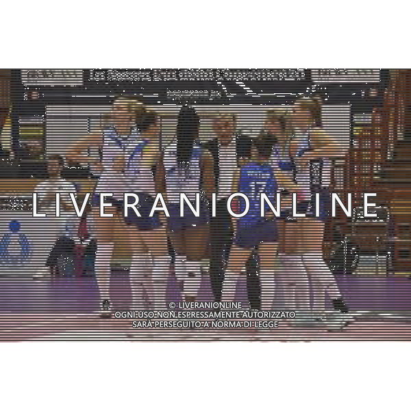 Campionato di Volley Serie A1 Femminile 2019/2020 Jesi (AN), Italia 15/12/2019 Lardini Filottrano vs Il Bisonte Firenze Nella foto: Le ragazze del Il Bisonte Firenze a rapporto da mister Caprara Giovanni FOTO ROBERTO BARTOMEOLI-ALESSIO MARINI-AG ALDO LIVERANI SAS