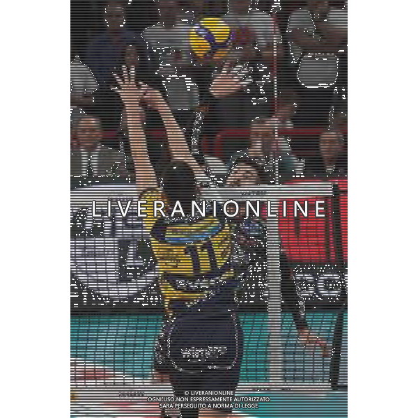 Campionato di Volley Superlega Serie A 2019/2020 Perugia, Italia 15/12/2019 Sir Safety Conad Perugia vs Leo Shoes Modena Nella foto: filippo lanza (n.10 schiacciatore sir safety conad perugia) schiaccia FOTO LORIS CERQUIGLINI-ALESSIO MARINI-AG ALDO LIVERANI SAS